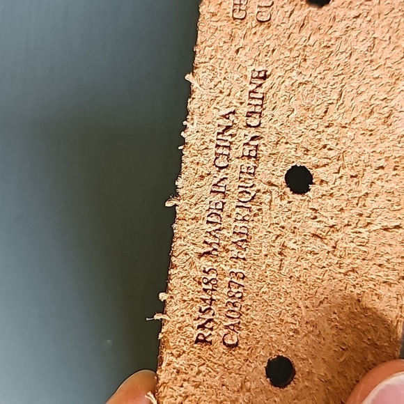 American eagle silver women's Belt. Size medium. Very good used condition. - Picture 4 of 7